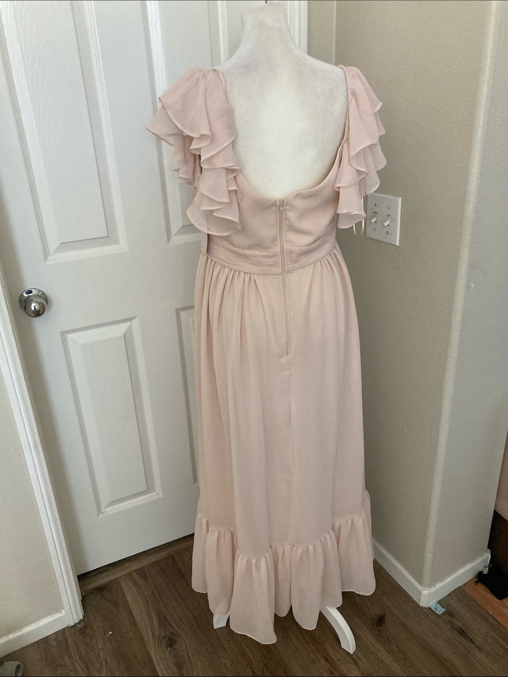 Birdy Gray Champagne Ruffled Maxi Dress Sz L - Picture 6 of 7